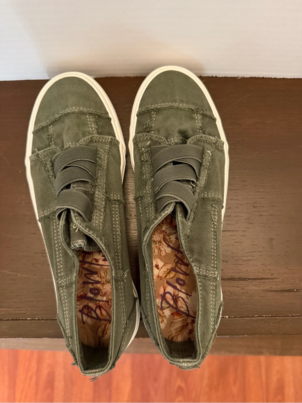 Olive Green Slip-On Canvas Women’s Sneakers - Picture 2 of 5